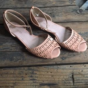 NWOT Leather Peach Ankle Strap Peep Toe Flats